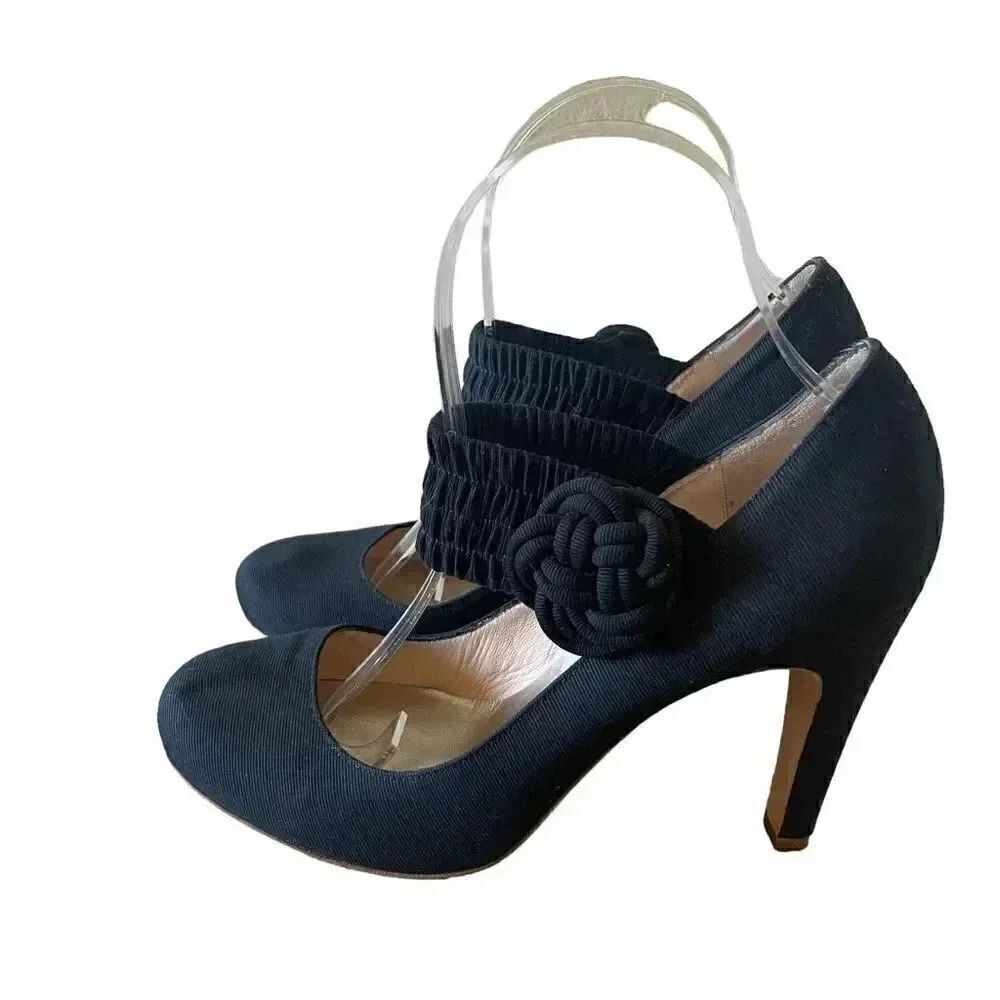 Marc Jacobs ribbed silk heels with round toe elastic strap with rosette SZ 7